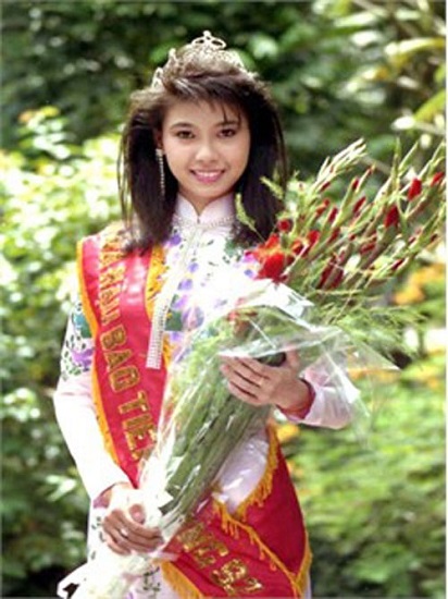 Con đường đăng quang của 13 Hoa hậu Việt Nam qua 16 năm 3