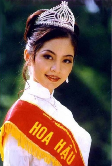 Con đường đăng quang của 13 Hoa hậu Việt Nam qua 16 năm 5