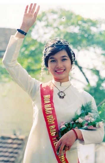 Con đường đăng quang của 13 Hoa hậu Việt Nam qua 16 năm 1
