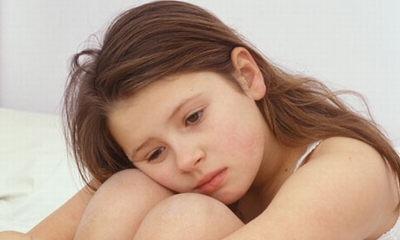 Giun kim chính là một trong những nguyên nhân gây viêm âm đạo ở trẻ em